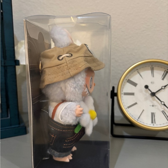 Fall in Wild Labubu Pop Mart The Monster - Picture 3 of 5